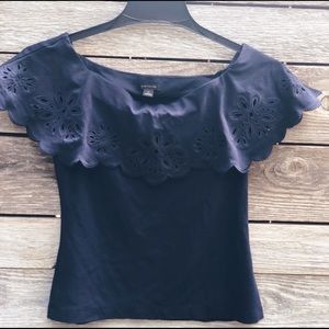 🍀𝑺𝑨𝑳𝑬🍀 Ann Taylor - Off the Shoulder shirt